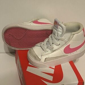 Nike Baby Sneakers White and Pink